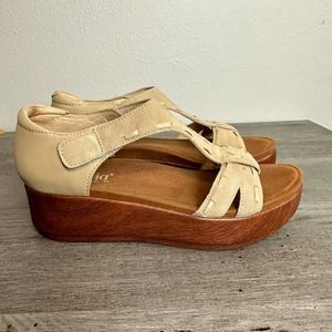 Alegria Cream Sandals with Retro Platform